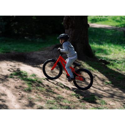 BICICLETA INFANTIL BATCH 20’’